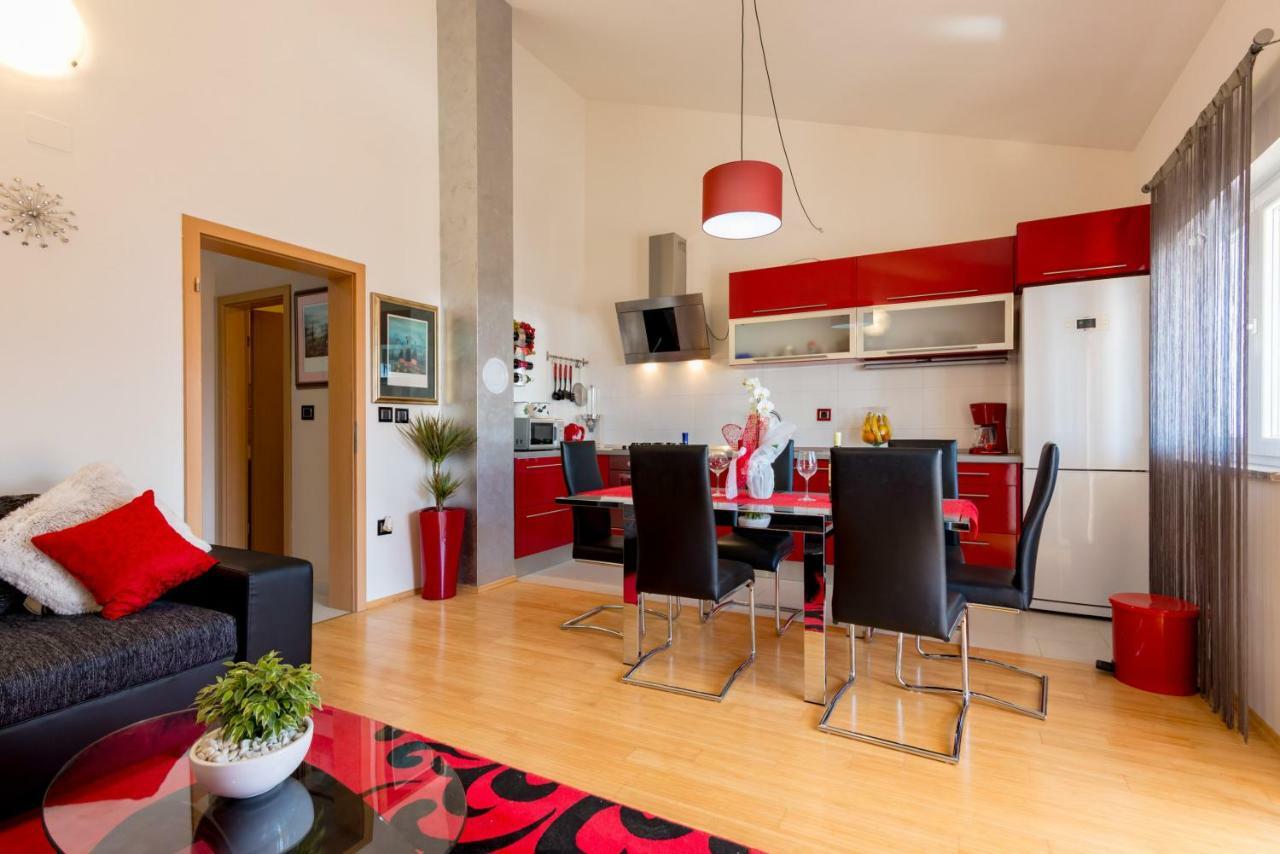 Apartment Ina Pula Zewnętrze zdjęcie