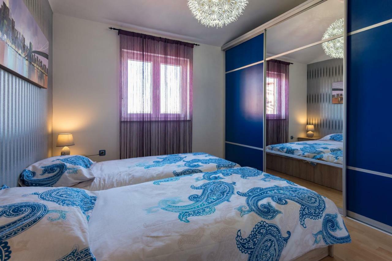 Apartment Ina Pula Zewnętrze zdjęcie