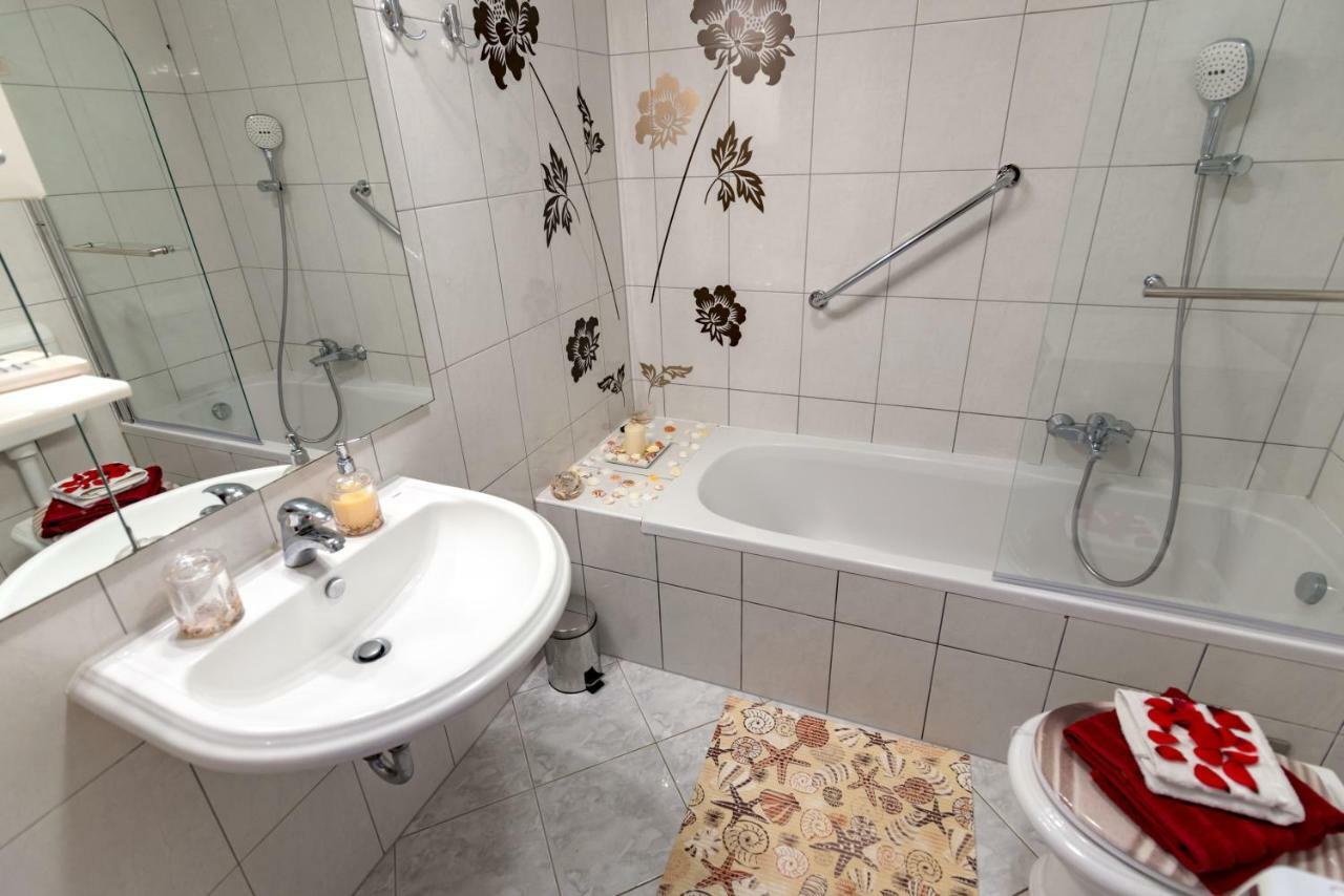 Apartment Ina Pula Zewnętrze zdjęcie
