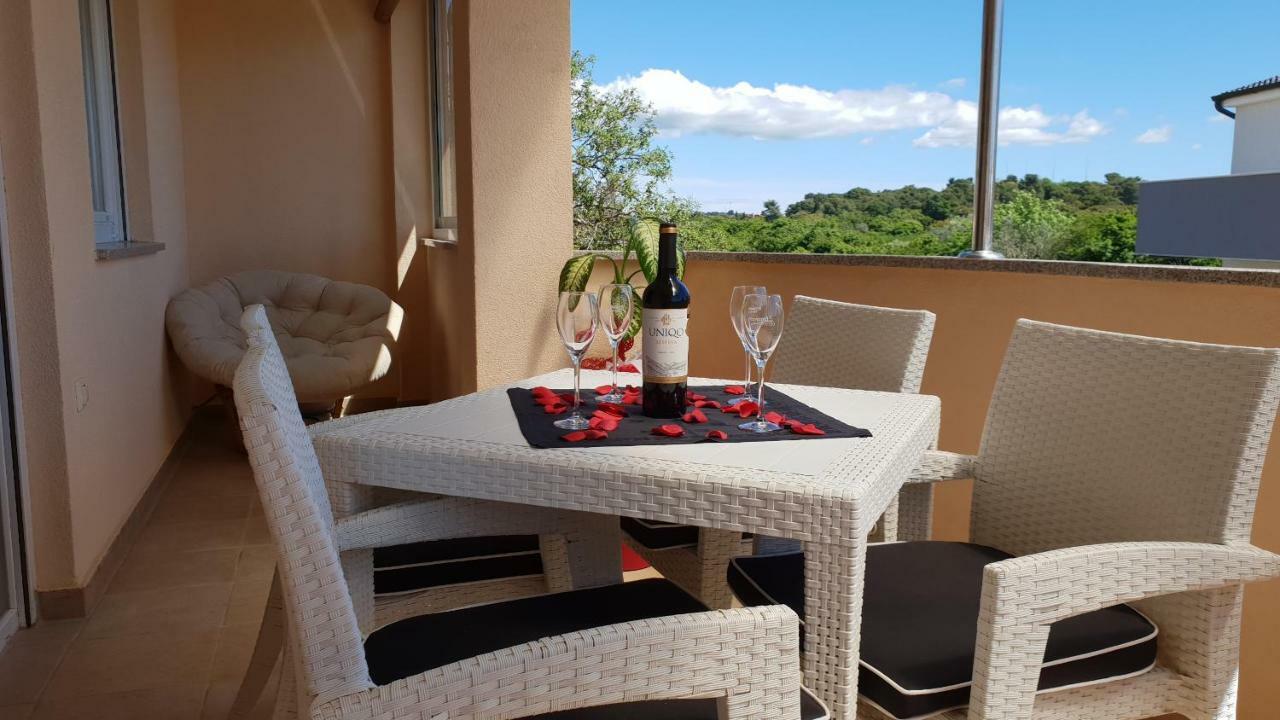Apartment Ina Pula Zewnętrze zdjęcie